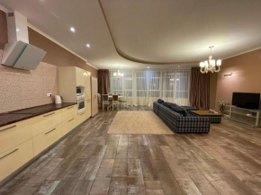 Apartment on Klovsky Uzviz